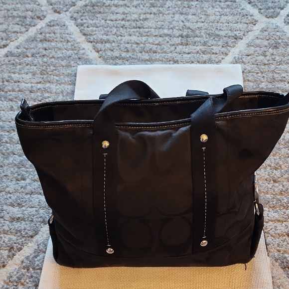 Coach Kyra Daisy Tote Shoulder Bag - Picture 5 of 16